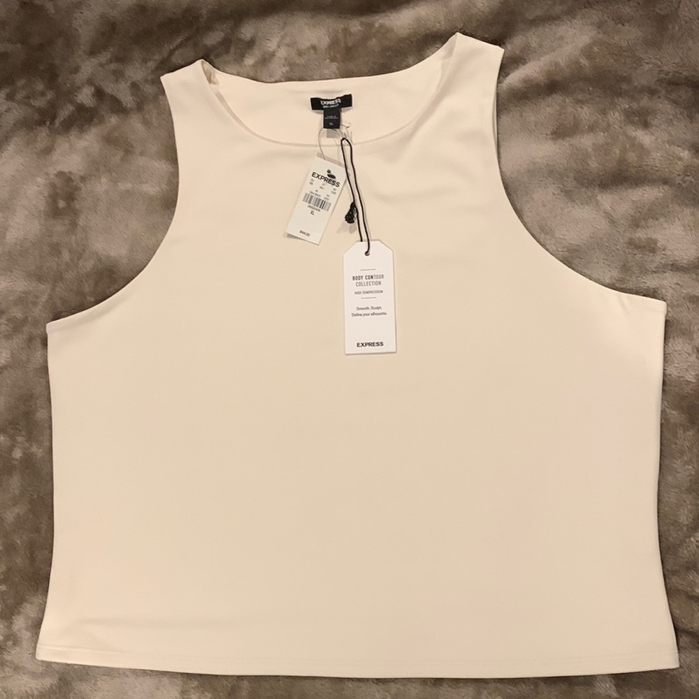 BNWT - Express Body Contour High Compression Top - XL